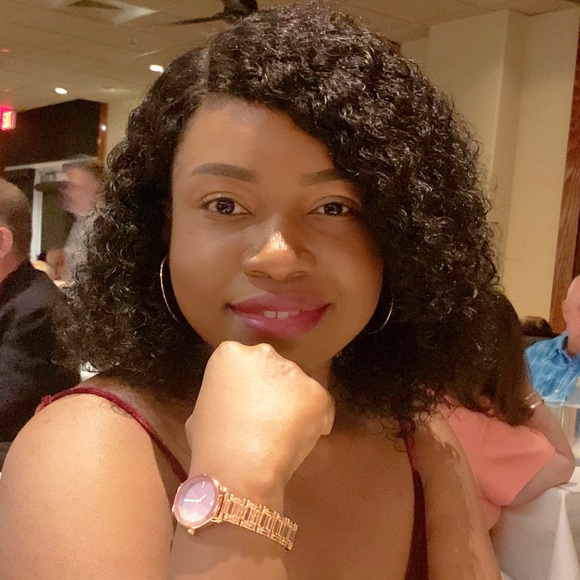 Hello Poshers! - Picture 1 of 1